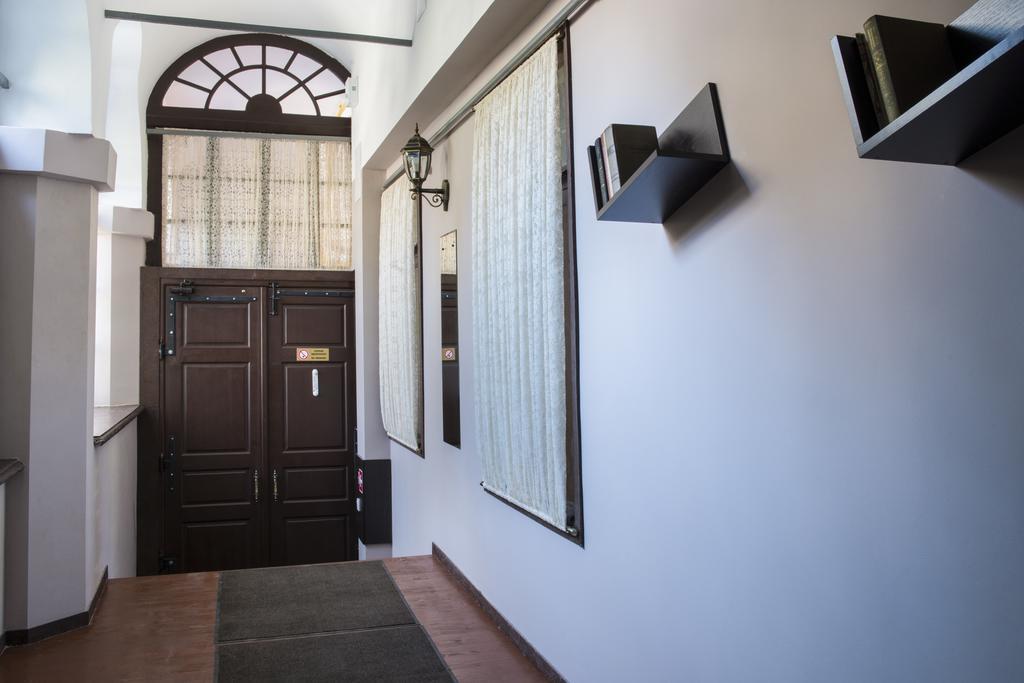 Apart Hotel Kvartira 1 オデッサ エクステリア 写真