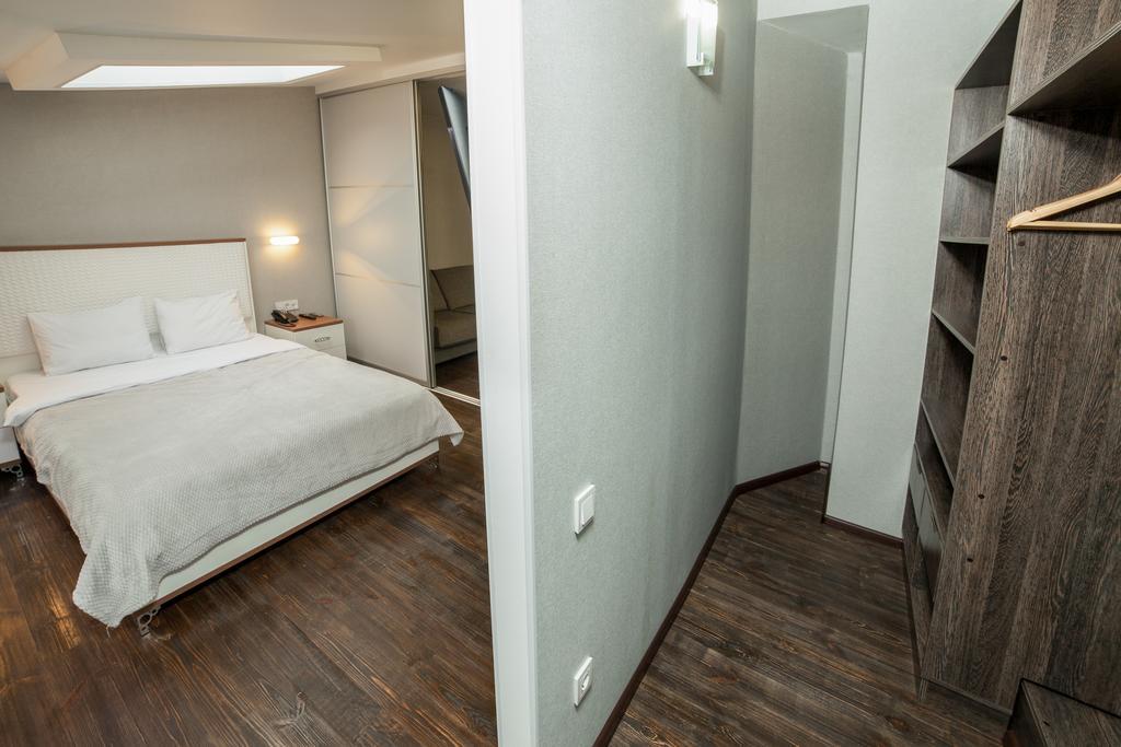 Apart Hotel Kvartira 1 オデッサ エクステリア 写真