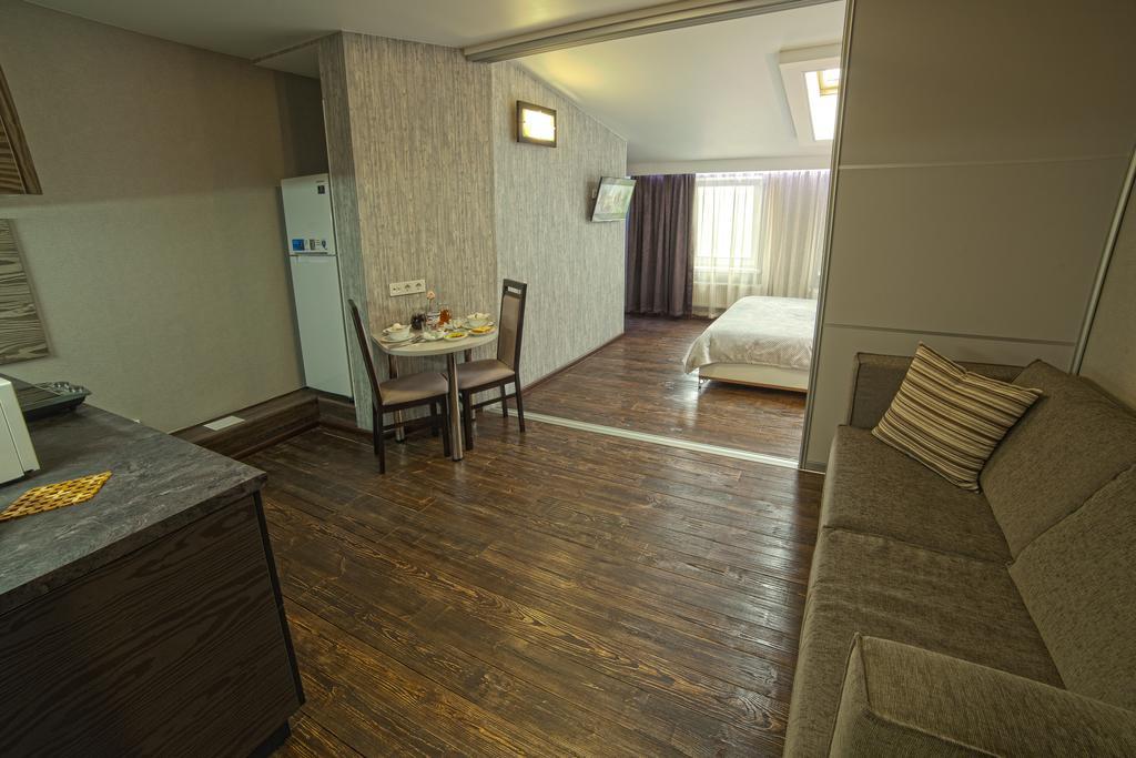 Apart Hotel Kvartira 1 オデッサ エクステリア 写真
