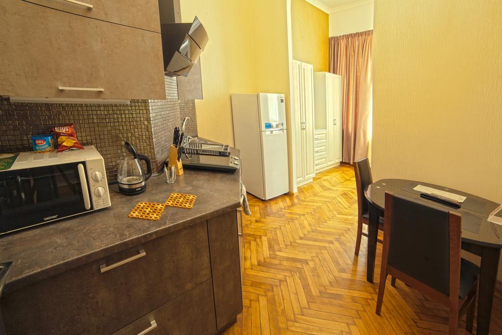 Apart Hotel Kvartira 1 オデッサ エクステリア 写真