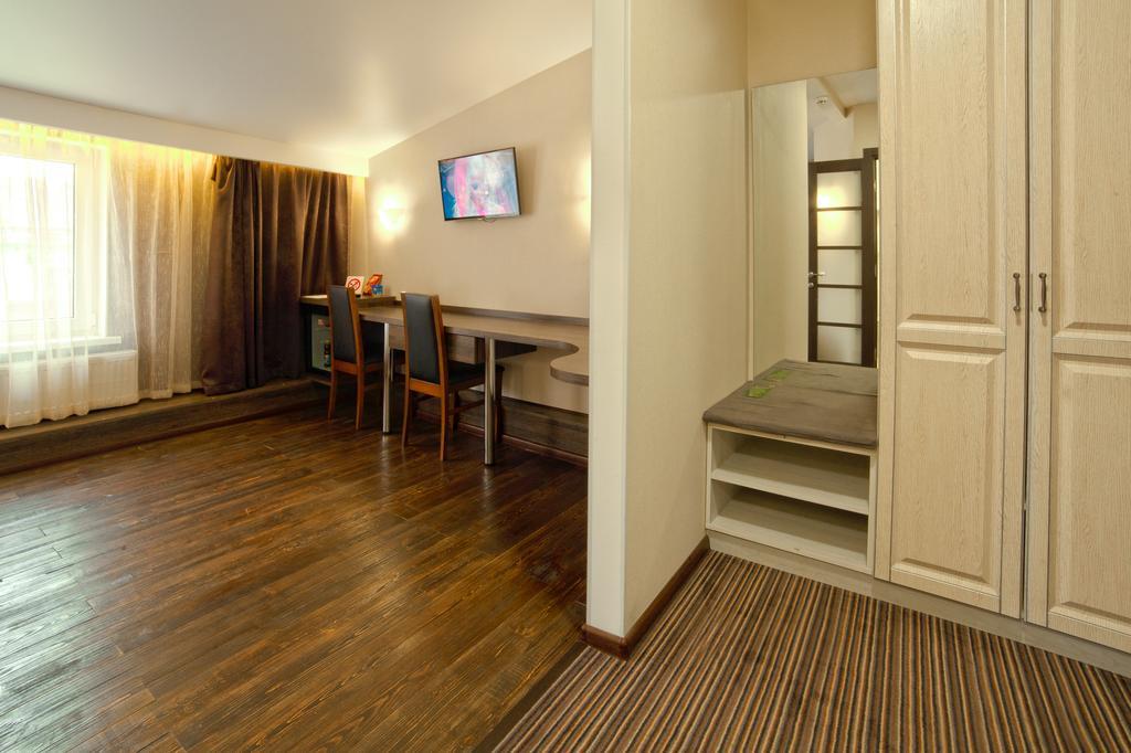 Apart Hotel Kvartira 1 オデッサ エクステリア 写真