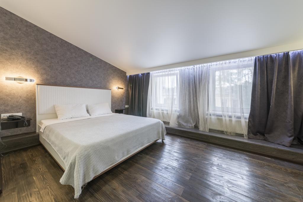 Apart Hotel Kvartira 1 オデッサ エクステリア 写真